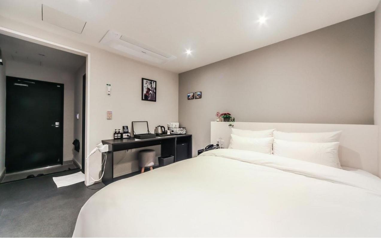 Hotel Maison Busan Bagian luar foto